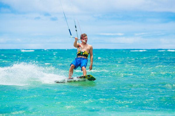 Où trouver les meilleures plages pour le kitesurf au Brésil?